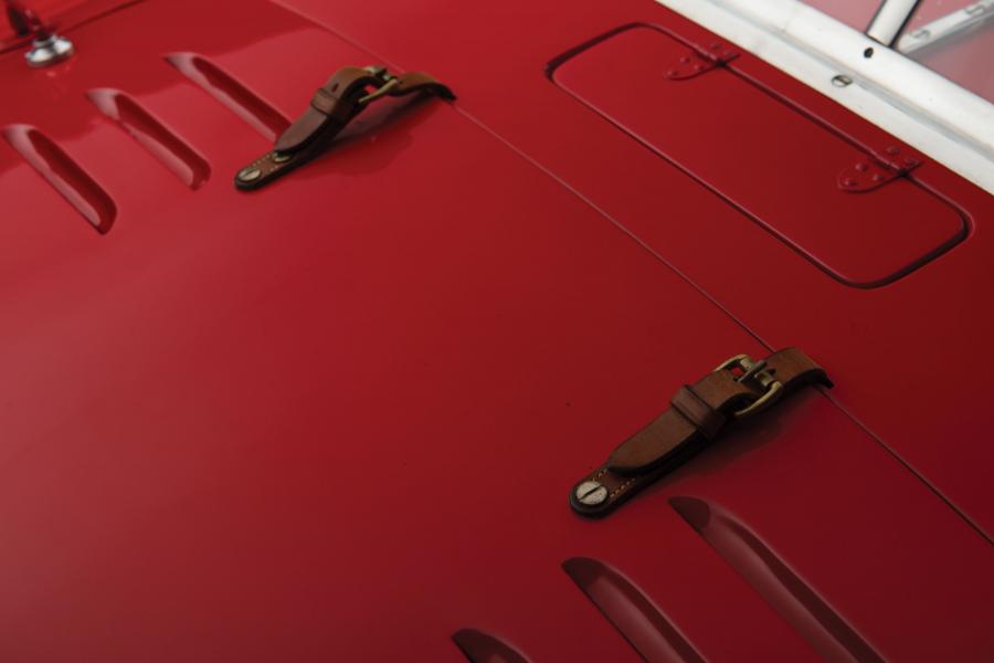 Детали экстерьера Ferrari 500/735 Mondial Spyder (0448MD) 1954 года  (фото 13 из 21)